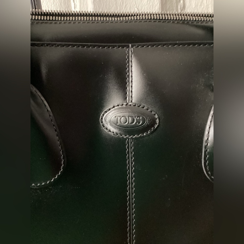 Tod’s Ladies Handbag - Picture 7 of 16